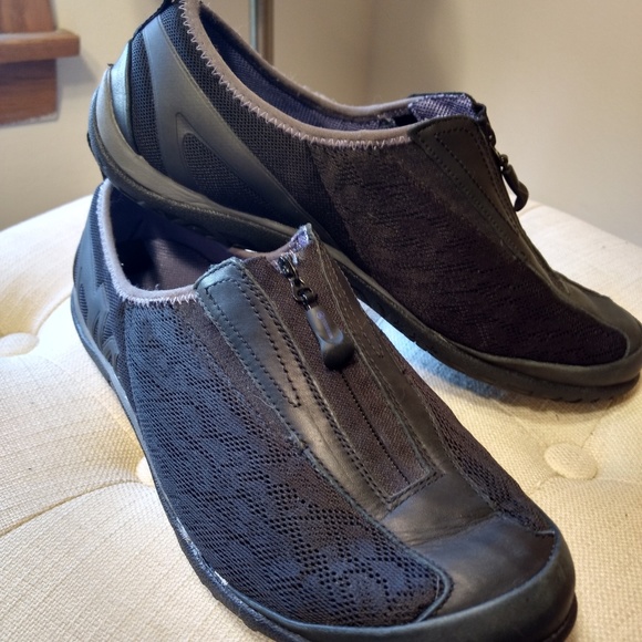 merrell shoes with zipper